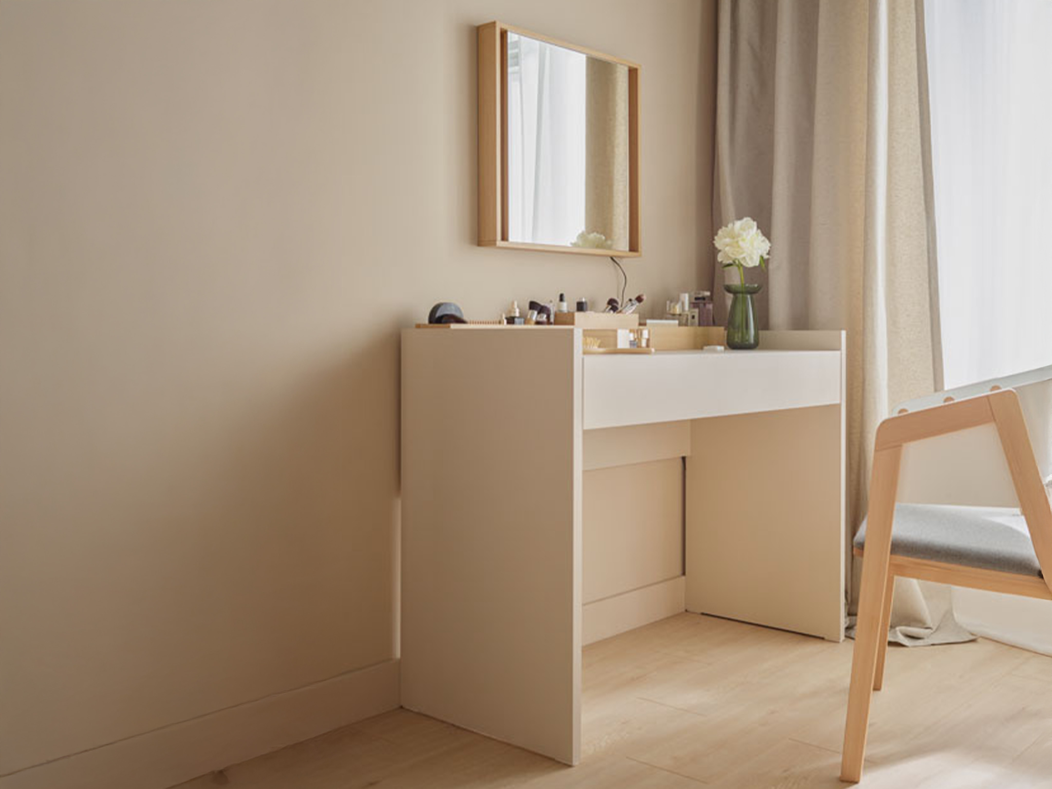 Toaletni stolić Veldalo 100