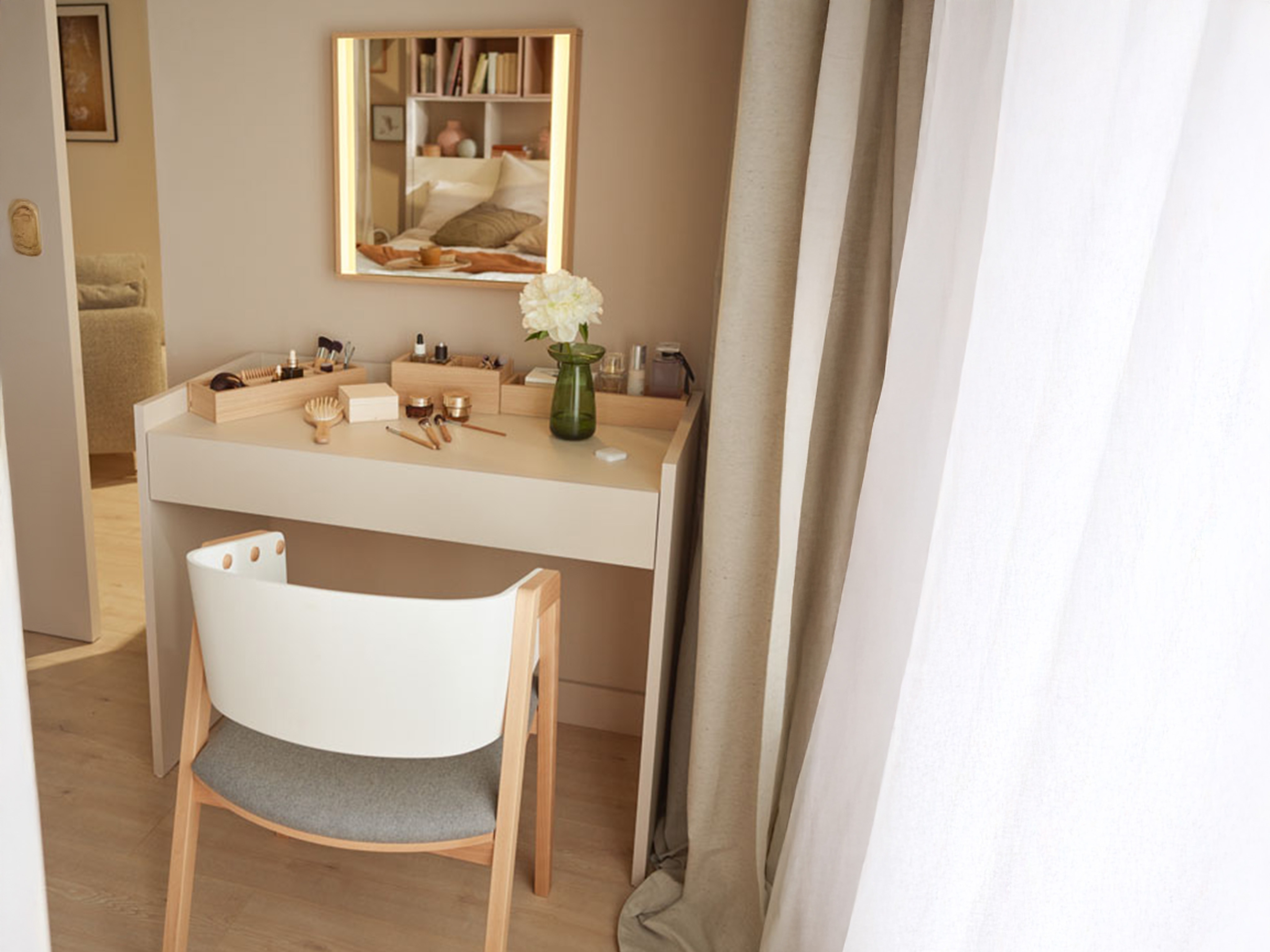 Toaletni stolić Veldalo 100