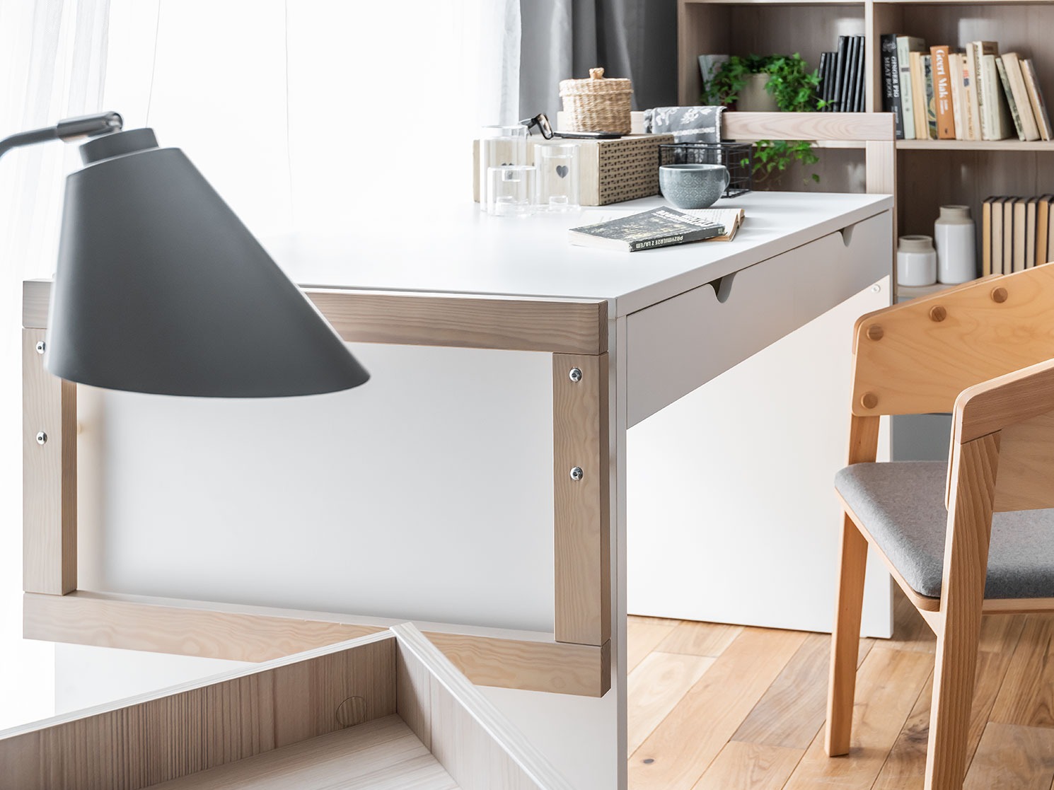 Uredski stol Nutese 110