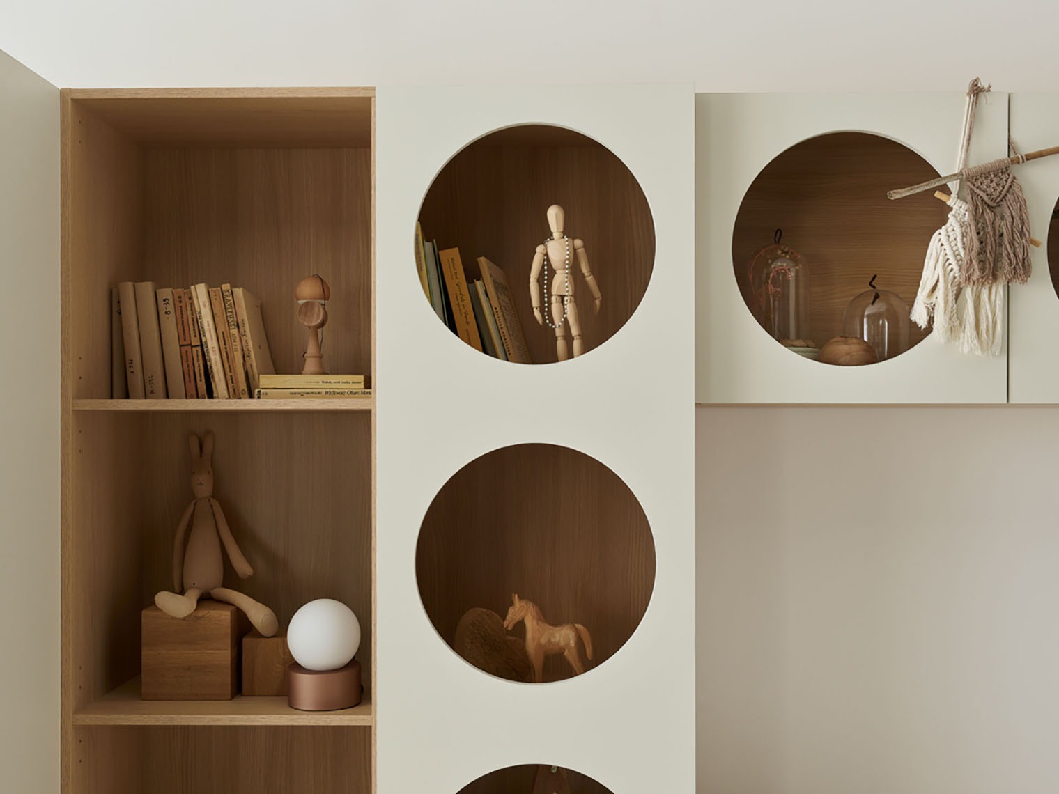 Polica Tornolo 117 (Svijetli hrast + Bijela)