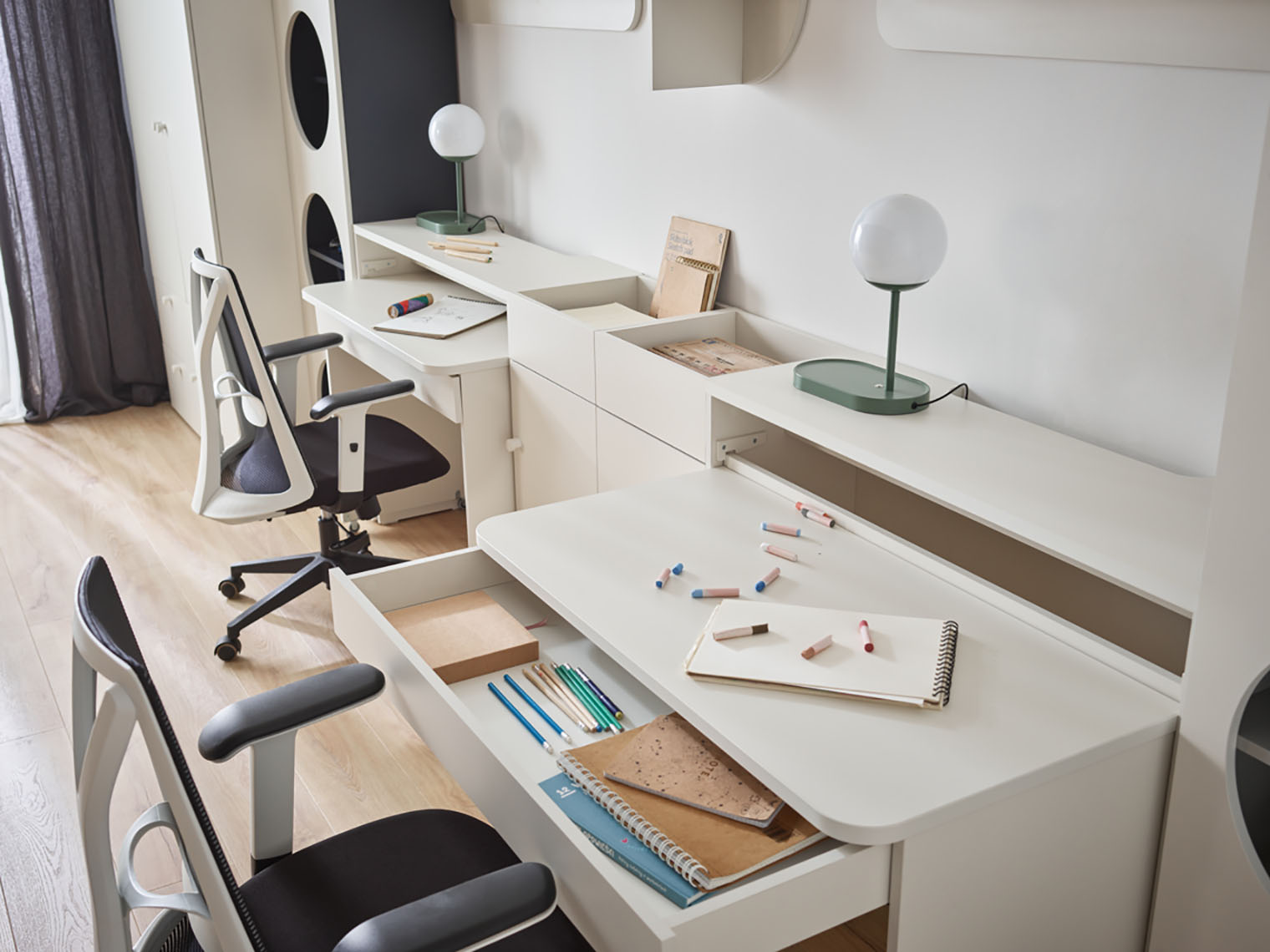 Uredski stol Tornolo 134