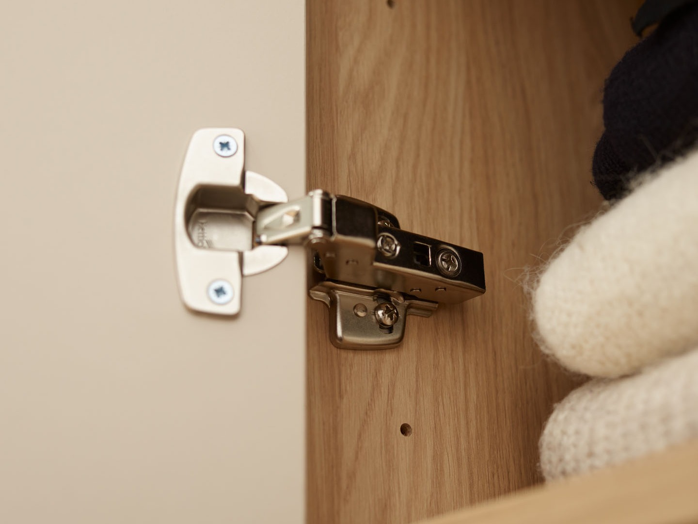 Ormar Velrome 110 (Hrast + Bež)