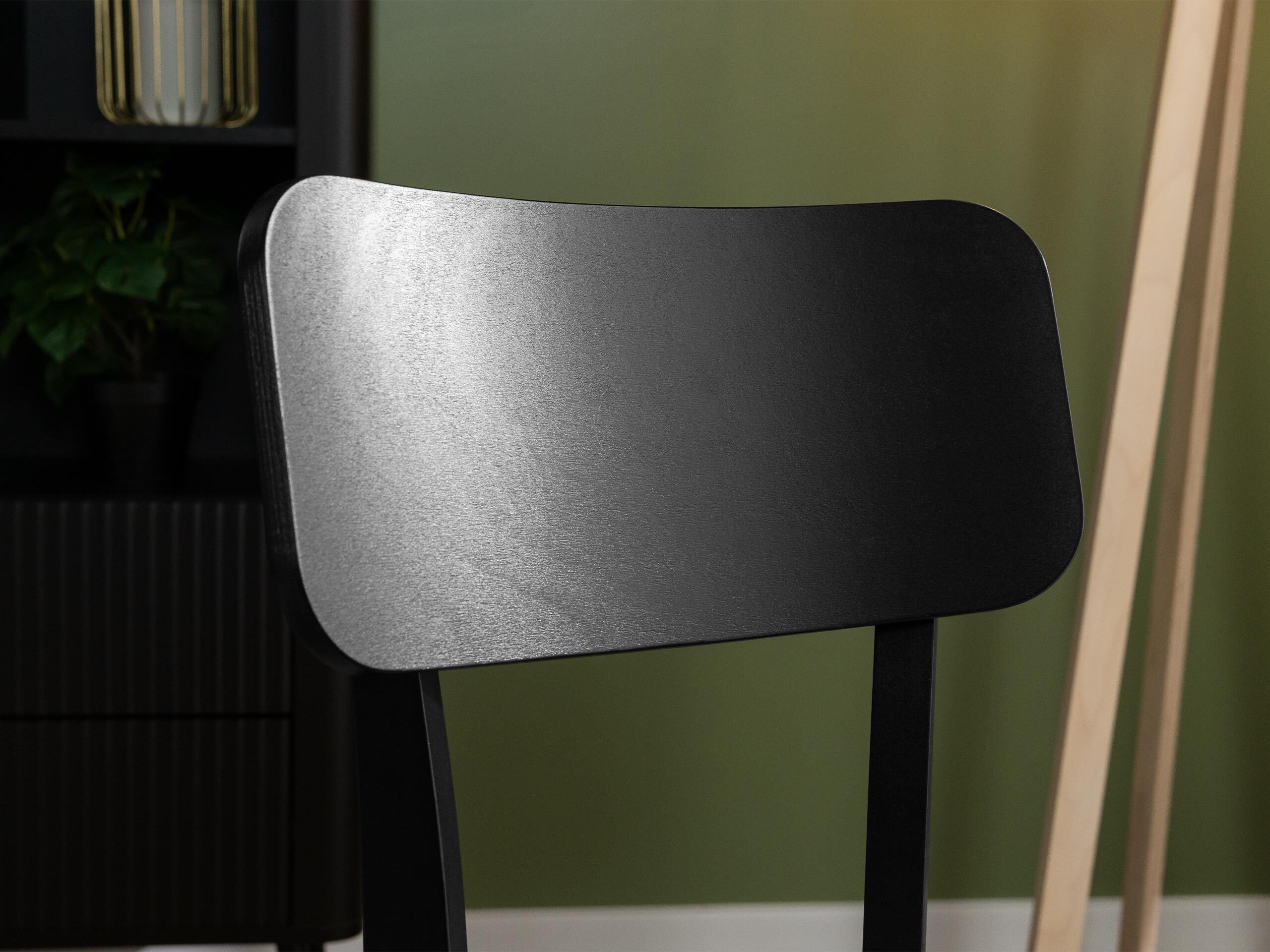 Stolica Victorville 380 (Bijela)