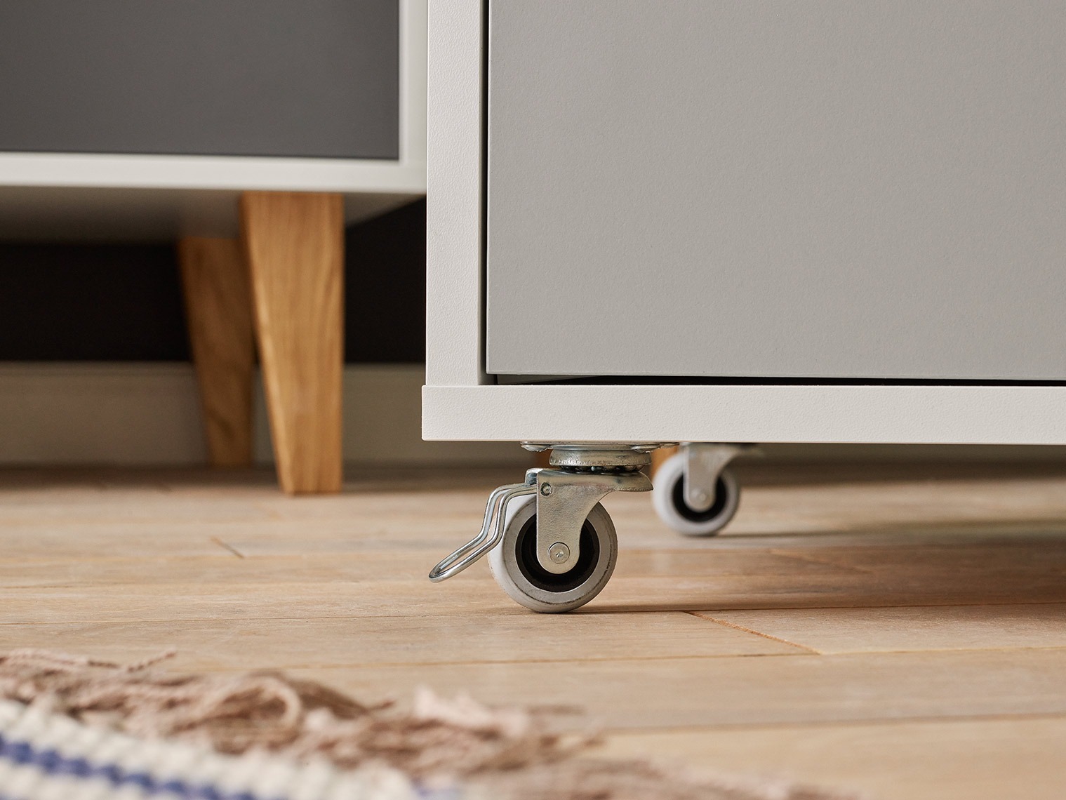 Ormarić Domfera 108