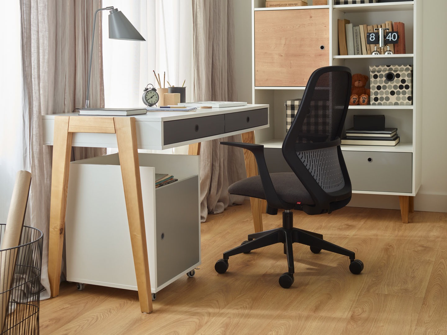 Uredski stol Domfera 110