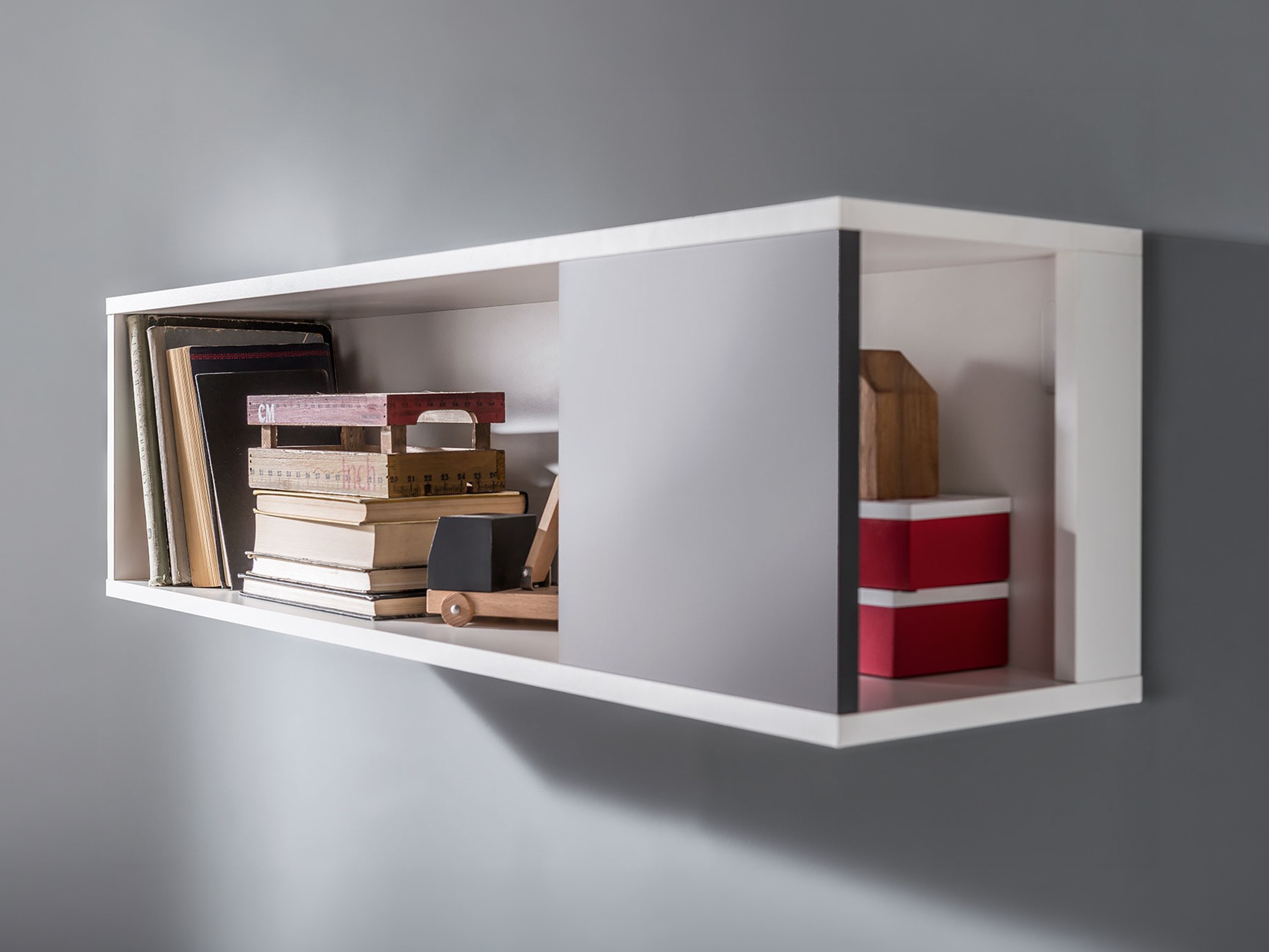 Zidna polica Domfera 111