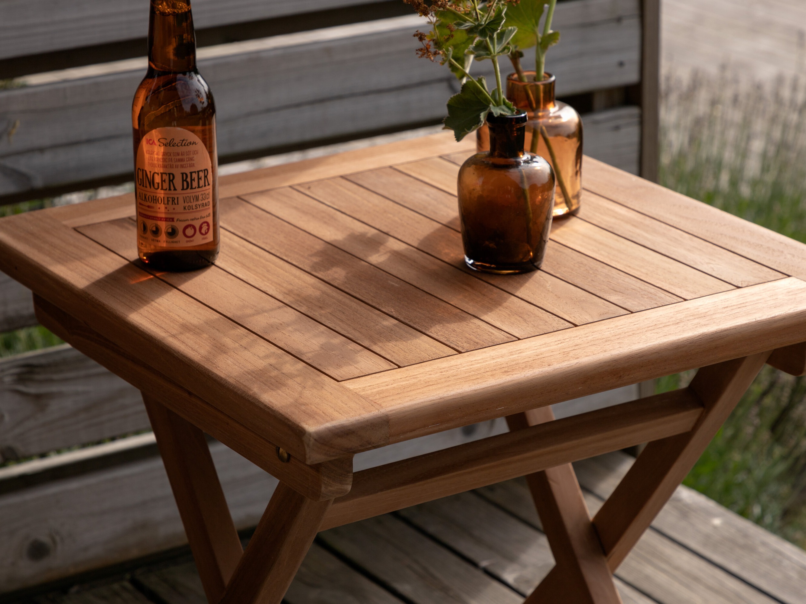 Vrtni stolić za kavu Nunova 136