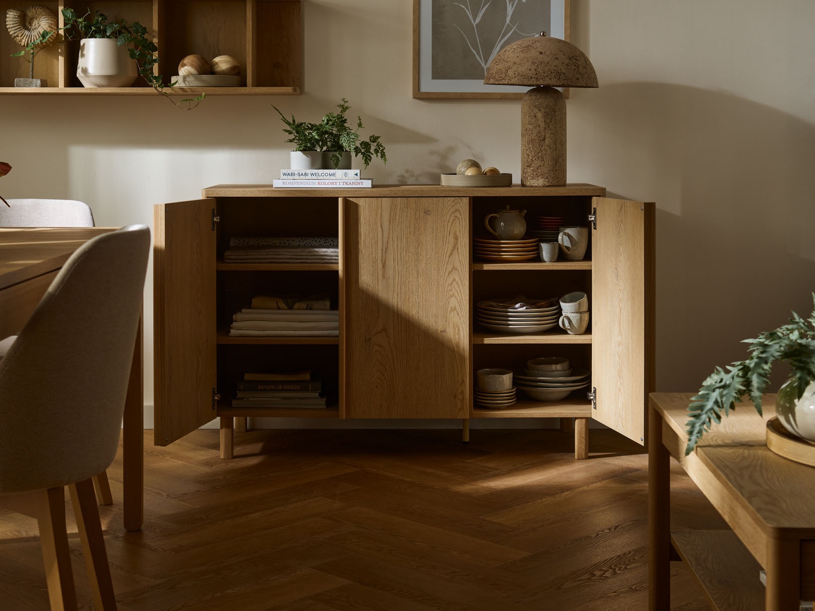 Ormarić Ruvcamu 102