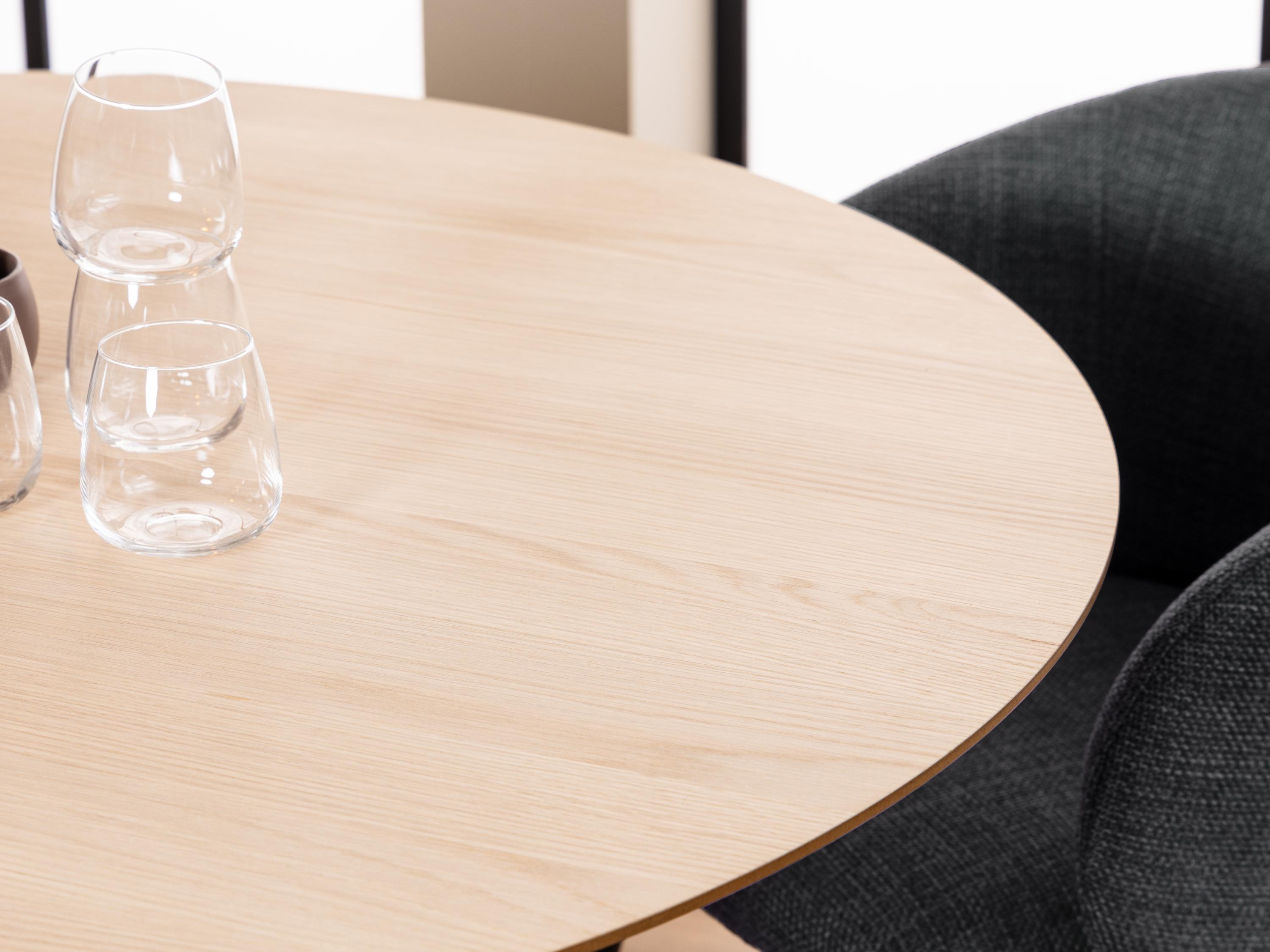 Stol Norsica Ruvmeru 106