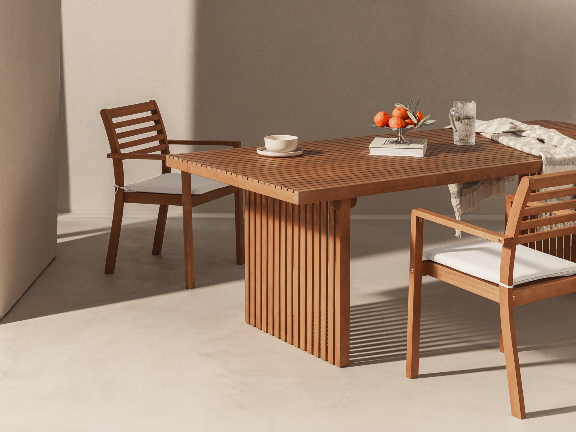 Vrtna stolica Burleson 669 (Bež + Tikovina)