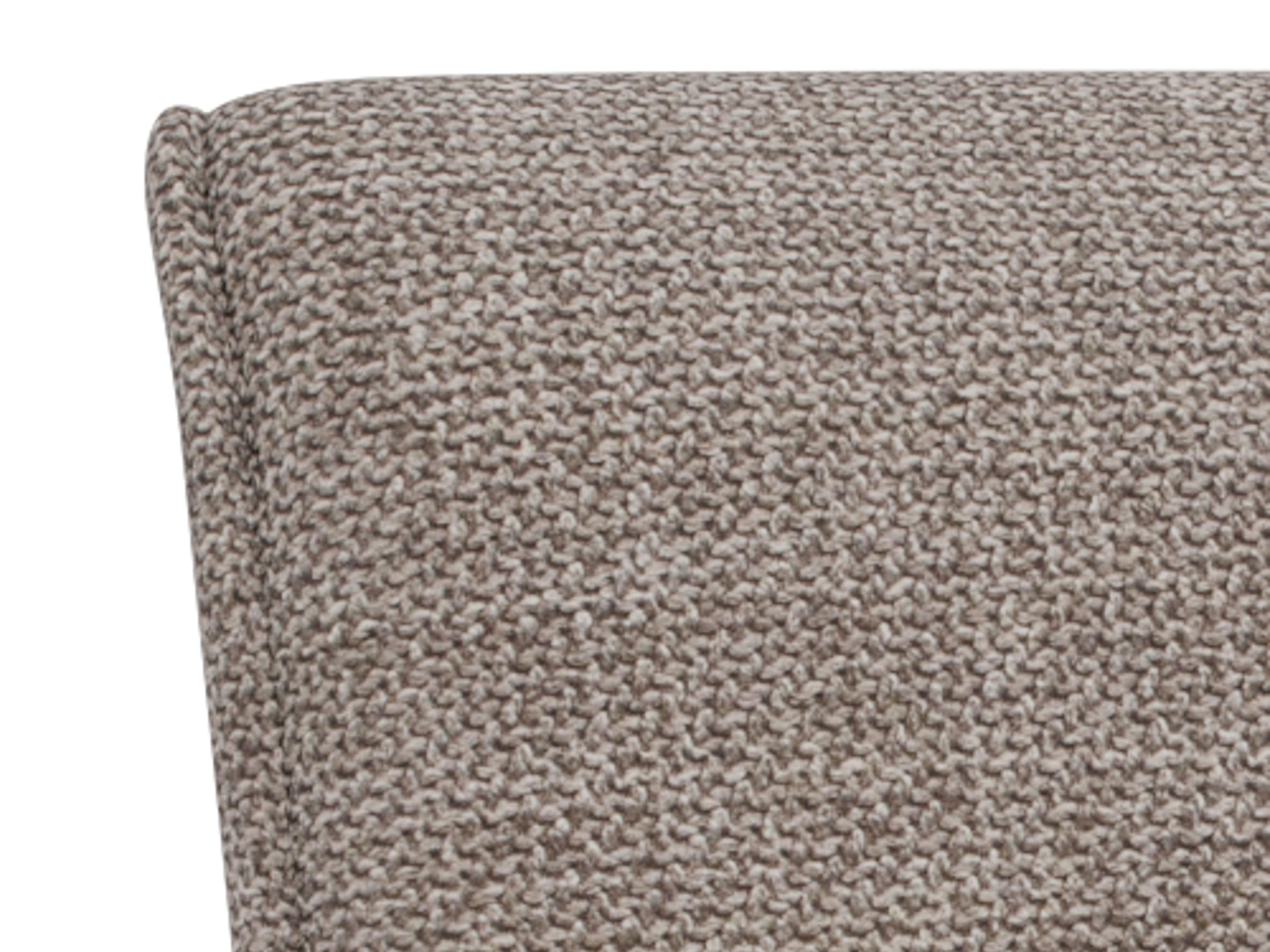 Uredska stolica Norsica 1067