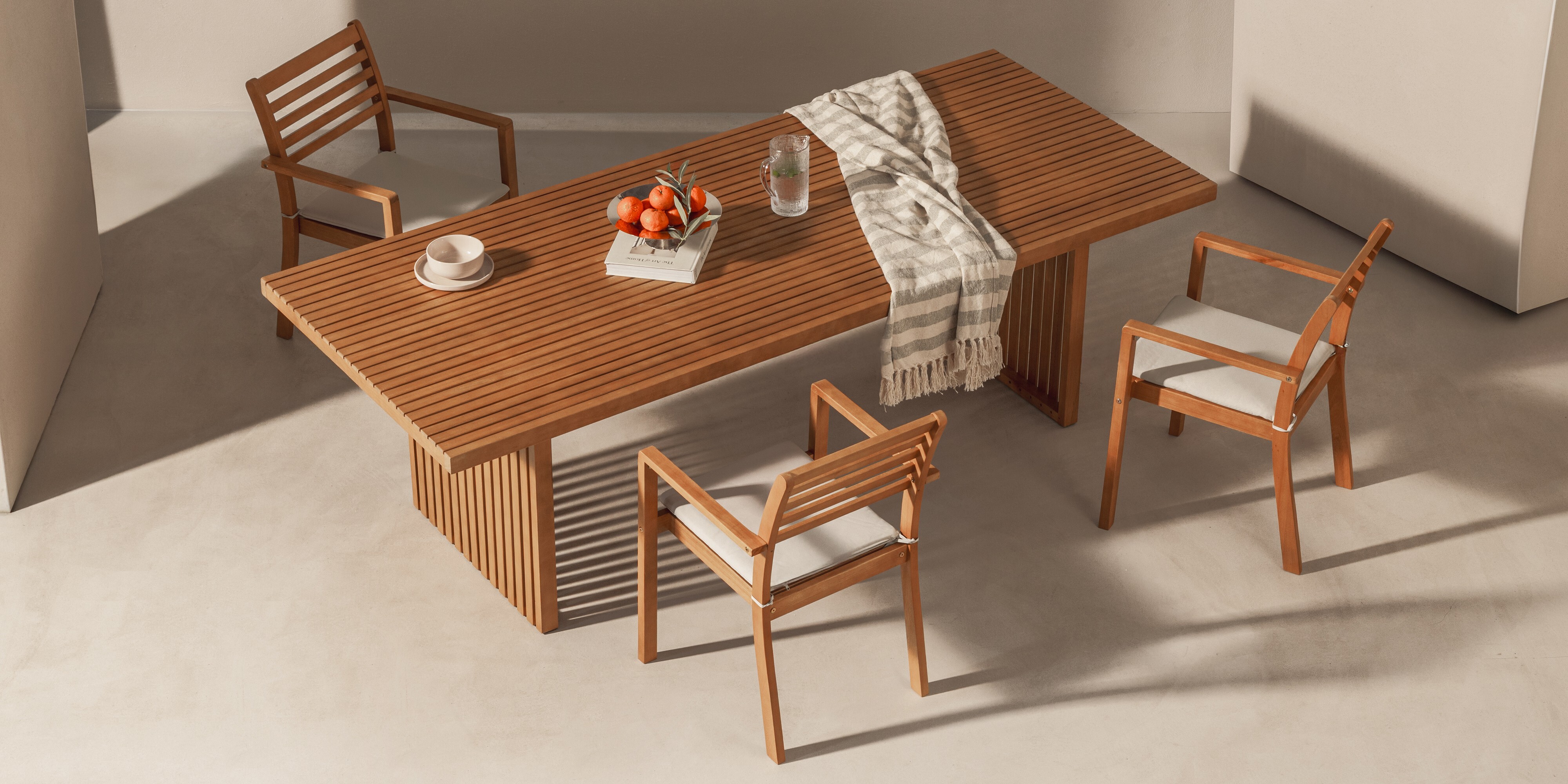 Set stola i stolica Burleson 688 (Svijetlo siva)