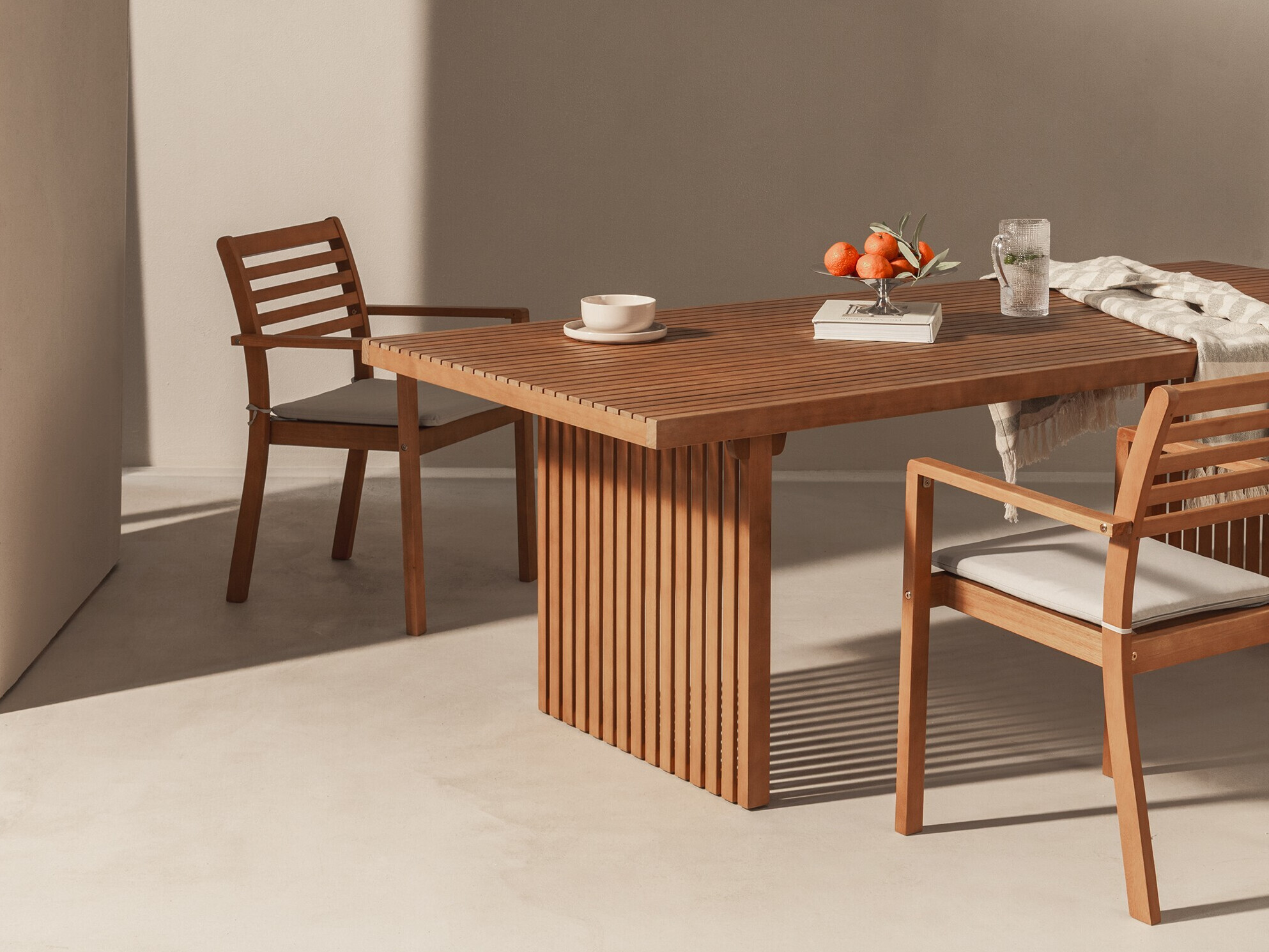Set stola i stolica Burleson 689 (Svijetlo siva)