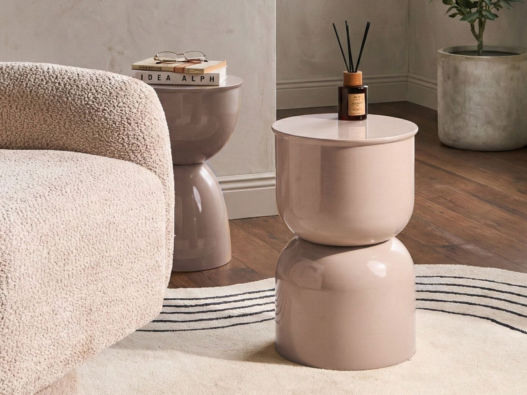 Pomoćni stolić Berwyn 3291 (Svijetlo bež)