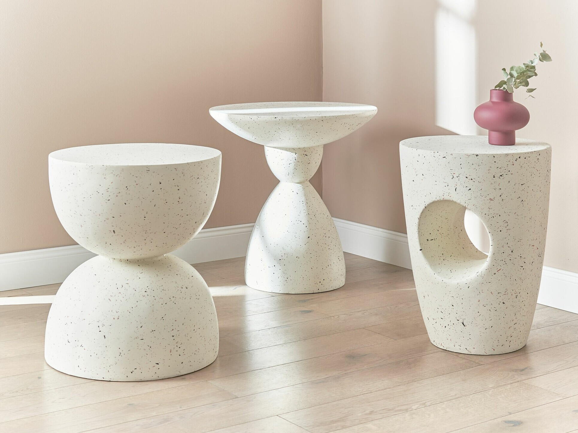 Pomoćni stolić SC10293 s oštećenim pakiranjem